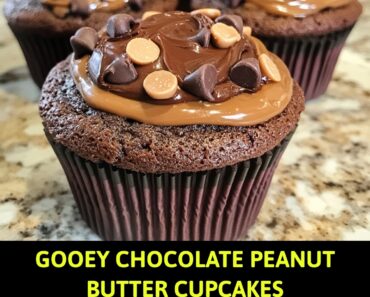 Gooey Chocolate Peanut Butter Cupcakes